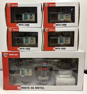 933-2822 Walthers 933-2824 Built-ups Ho Scale Route 66 Motel Building And 6 Cabins #933-2822