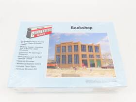 933-3039 Walthers Ho Scale Backshop Building Kit Sealed