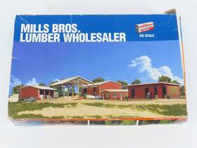 933-3082 Walthers Ho Scale Mills Bros. Lumber Wholesaler Building Kit