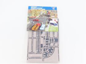 933-3195 Walthers Ho Cornerstone Kit #933-3195 Asphalt Street - Straight Sections Add-on