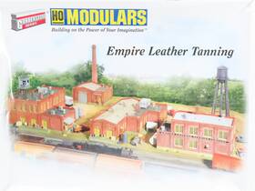933-3798 Walthers Ho 1/87 Scale Cornerstone Modulars Empire Leather Tanning Set