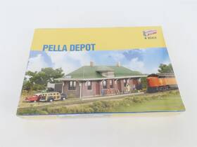 933-3818 Walthers N 1/160 Scale Cornerstone Kit Pella Depot - Sealed