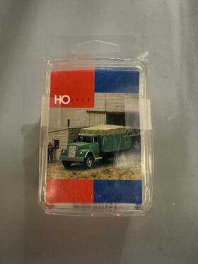 933-4008 Walthers Grain Truck Model Kit Ho Scale 1/87