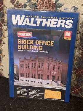 933-4050 Walthers Cornerstone Ho Scale Brick Office Building Structure Kit