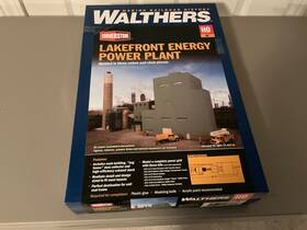 933-4172 Walthers Ho Scale New 2025 Lakefront Energy Power Plant Kit