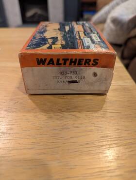 933-733 Walthers Vintage O Gauge Interior Kit For 9118 Open Box Pre-owned