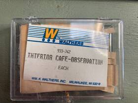933-742 Walthers Ho Vintage Cafe-observation Interior Kit Open Box
