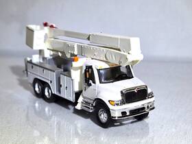 949-11754 Walthers Ho Scenemaster International 7600 Utility Truck With Bucket