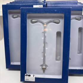 949-4313 Walthers Tear Drop Street Light Double-arm Ho Scale