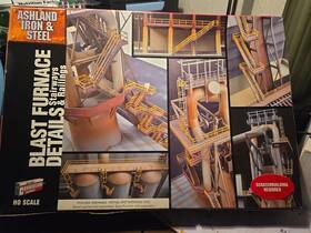 933-2965 Walthers Cornerstone Ho Structure Kit Blast Furnace Details Stairs/rail