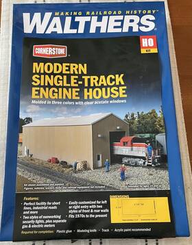 933-2985 Walthers Cornerstone Ho Modern Single-track Engine House #933-2985