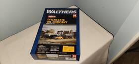 933-3006 Walthers Cornerstone Ho Scale Interstate Fuel And Oil