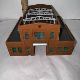 933-3211 Walthers Cornerstone Allied Railroad Rebuilders Station Model Trains