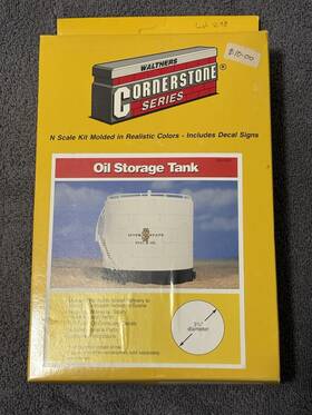 933-3223 Walthers Cornerstone N Scale Oil Storage Tank Open Kit