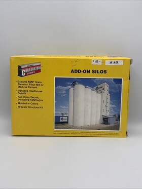 933-3226 Walthers Cornerstone Add-on Silos N Scale