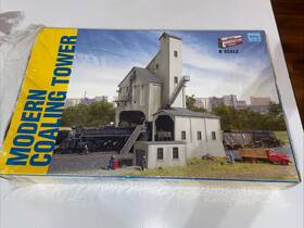 933-3262 Walthers Cornerstone N Scale Modern Coaling Tower Ts