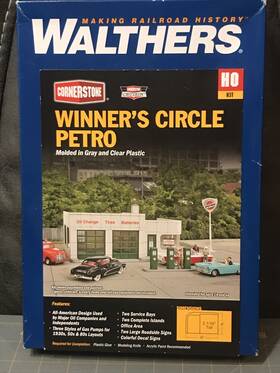 933-3479 Walthers Cornerstone Ho Kit Winners Circle Petro Gas Station