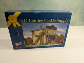 933-3619 Walthers Cornerstone Ho Scale Jc Landry Feed And Supply Building Kit