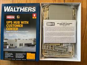 933-3863 Walthers Cornerstone N Scale Ups Hub With Customer Center