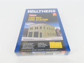 933-4022 Walthers Cornerstone Ho 1/87 Scale Kit Two Bay Fire Station - Sealed