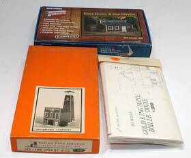 933-3320 Walthers Sugar Pine Models Simpson Lot Of 3 Structure Building Kits Boiler House Firehouse Mower Serv. Ho 1/87