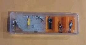 A2191 Woodland Scenics Accents Figures - Newsstand Pkg 7 N Scale