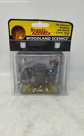 A2522 Woodland Scenics Scenic Accents The Checker Brothers And Hound Figures 6 Pcs