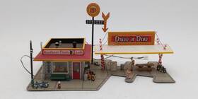 Br5029 Woodland Scenics Ho Built-&-ready Drive Ftn Dine Building With Details&lights