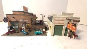 Br5045 Woodland Scenics Ho Scale Deuces Cycle Shop Plus Auto Repair And Mechanics