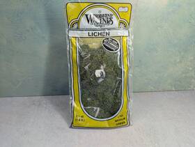 L163 Woodland Scenics Used Multi Scale Lichen Medium Green Read Description