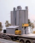 Walthers Cornerstone Medusa Cement Company Kit 5-3/8 X 4-1/2 8-1/4I 933-3218. Fixed Price $39.98.