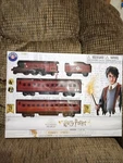 Lionel Hogwarts Express Mini Train Set 4-6-0 LNL711981-ST Open Box Battery. Fixed Price $47.99.