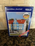 Pola 185 Town Building "hotel Ross" Model Kit/new. Fixed Price $39.99.