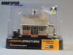 Woodland Scenics Scale Old Homestead Built & Ready Gauge House WDS5040. Fixed Price $58.84.