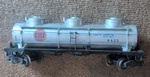 Lionel 6425 Three Dome Gulf Tank Car. Fixed Price $18.10.