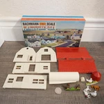 Bachmann Plasticville Barn #1851:179 O-s Scale Original Box. Fixed Price $28.00.