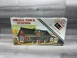 Revell 985 Ho Scale Small Town Station Train Model Kit 1976 3 Figures Sealed. Fixed Price $28.50.