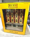 Mth 30-90228 Lighted Scale Jerry Comics 4-STORY Apartment Building + Store. Fixed Price $35.00.