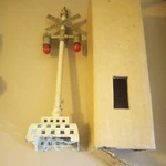 Mth Standard Gauge Tinplate 79 Flashing Highway Signal Ivory 10-1046- Ln. Wt Box. Fixed Price $119.99.