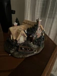 Thomas Kinkade Hawthorne Village Seaside Boathouse 79735 W/ Coa. Fixed Price $24.99.