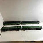 Lionel Trains Southern Crescent Limited 4 Car Passenger Set. Lightly Used. Fixed Price $297.49.