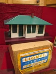 Lionel Gauge NO.132 Illuminated Station W/original Box.. Fixed Price $29.95.