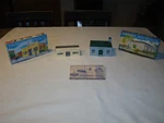 Vtg Plasticville Usa Ho Scale Train Post Office & Police Station Kits W/ Box. Fixed Price $36.00.
