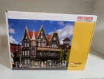 Vollmer Zunfthaus 43749 Ho Scale. Fixed Price $45.00.