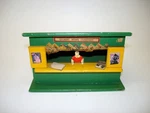 271 American Flyer News Stand Lot 12-A4. Fixed Price $39.99.