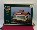 Ertl Collectibles Scale 1:87 #2990 Craftsman Series Farm Fresh Warehouse Kit. Fixed Price $19.95.