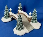 Merry Cobblestone Crossing Bridge Hawthorne Christmas Village Lights Up Exc Cond. Fixed Price $59.95.