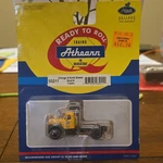 Athearn Ho Chicago & North Western Mack B Tractor 93211 Ready-to-go. Fixed Price $89.97.