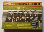 Busch 6027 Ho Scale European-style Traffic Sign Set Nip Verkehrszeichen. Fixed Price $19.99.