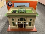 + Lionel 6-34118 Tinplate Illuminated Station Early Version Lnib *st. Fixed Price $429.99.